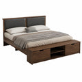 Letto matrimoniale 160 x 200 cm con contenitore e cassetti struttura in pannello truciolare e MDF finitura noce testiera imbottita PU grigio e dettagli nero rete a doghe