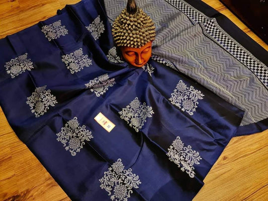 Navy Blue Soft Lichi Silk Saree With Rich Pallu