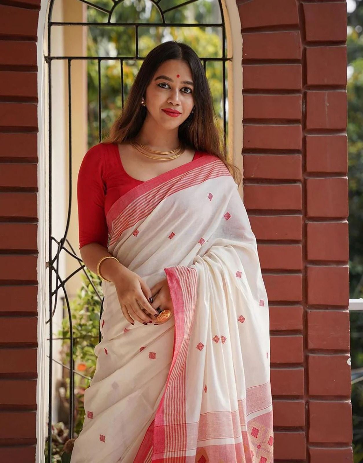 Beautiful Special Lilan Soft Cotton Sarees With Jacquard Work